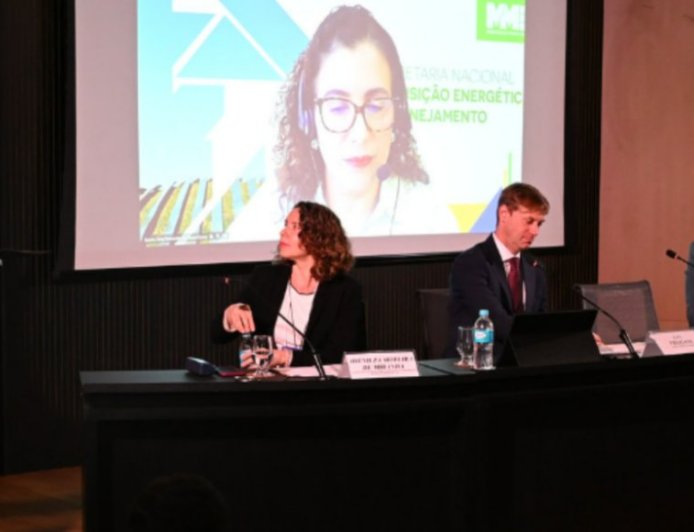 Com R$ 75 milhões para expansão nacional, programa PotencializEE é lançado na FIEMG
