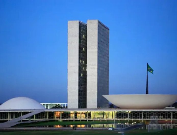 MOBILIZAÇÃO EM BRASÍLIA: PREFEITOS MINEIROS QUEREM BARRAR PAUTAS BOMBA E APROVAR ADICIONAL DO FPM
